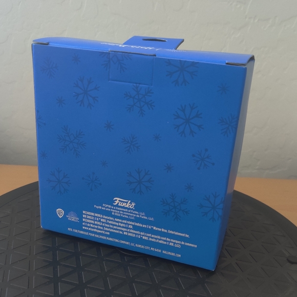 🆕 Funko Harry Potter & Hedwig 2022 Funko Pop  Christmas Ornaments (Set of 2) - Picture 4 of 10